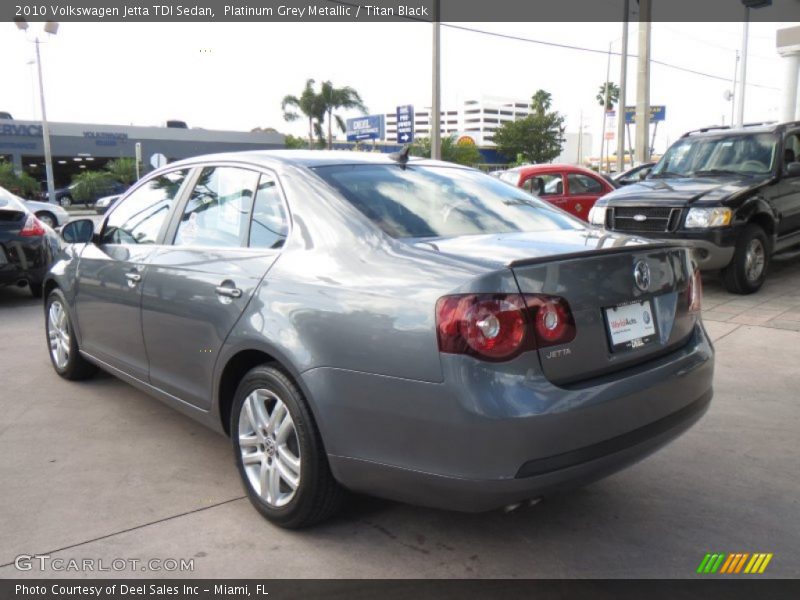 Platinum Grey Metallic / Titan Black 2010 Volkswagen Jetta TDI Sedan