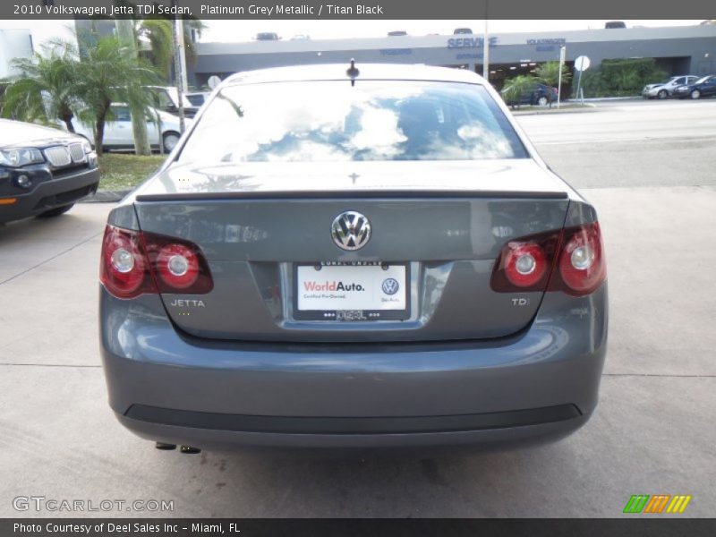 Platinum Grey Metallic / Titan Black 2010 Volkswagen Jetta TDI Sedan