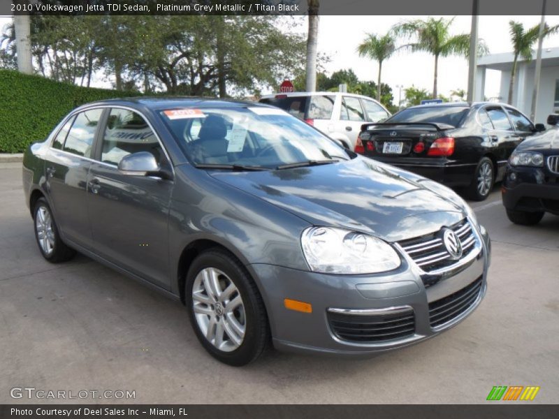Platinum Grey Metallic / Titan Black 2010 Volkswagen Jetta TDI Sedan