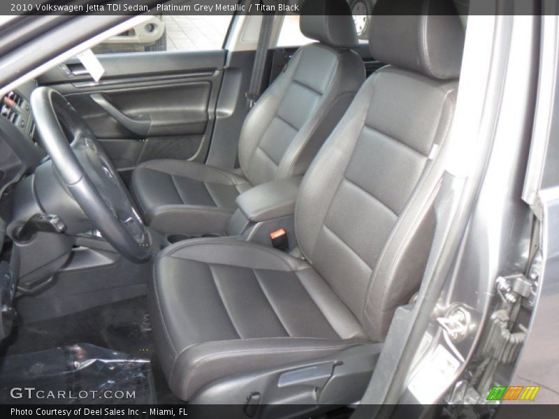 Platinum Grey Metallic / Titan Black 2010 Volkswagen Jetta TDI Sedan