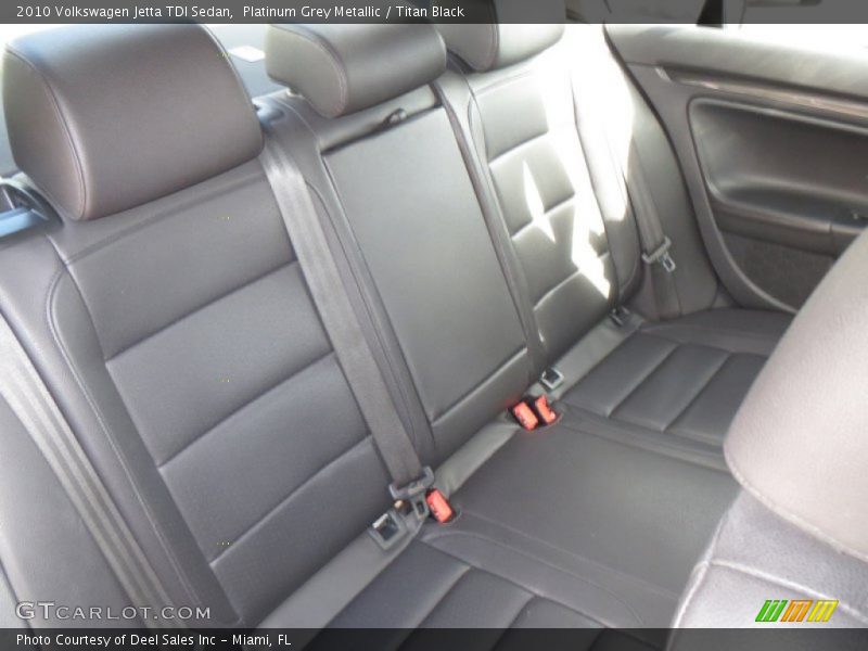 Platinum Grey Metallic / Titan Black 2010 Volkswagen Jetta TDI Sedan
