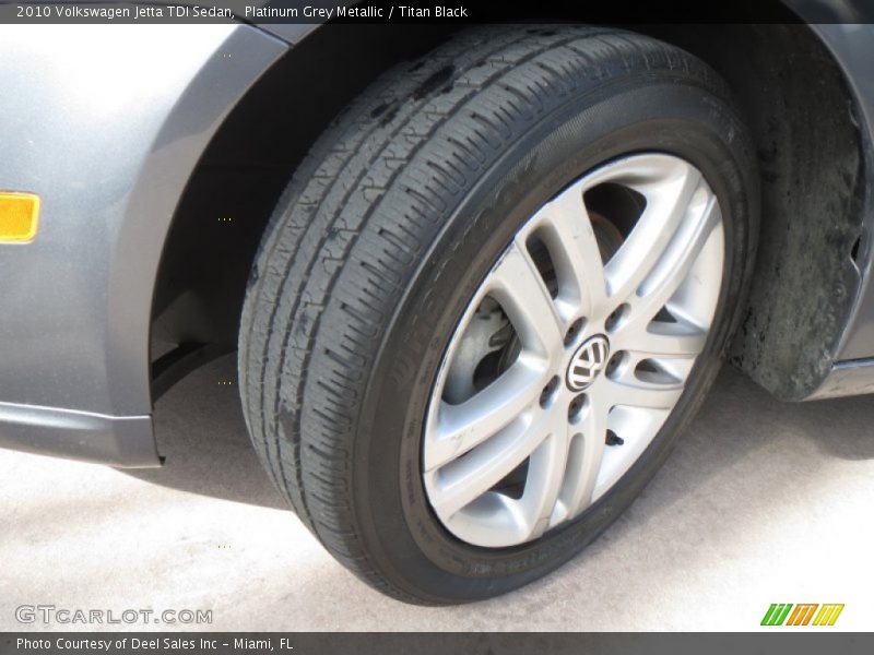 Platinum Grey Metallic / Titan Black 2010 Volkswagen Jetta TDI Sedan