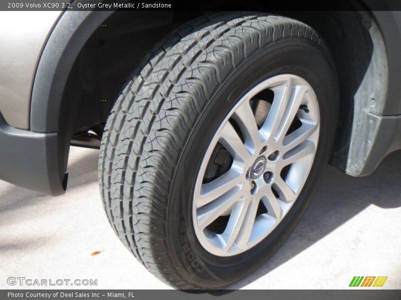 Oyster Grey Metallic / Sandstone 2009 Volvo XC90 3.2