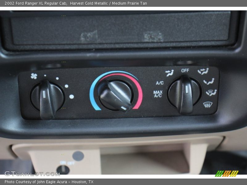 Harvest Gold Metallic / Medium Prairie Tan 2002 Ford Ranger XL Regular Cab