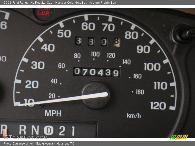 Harvest Gold Metallic / Medium Prairie Tan 2002 Ford Ranger XL Regular Cab