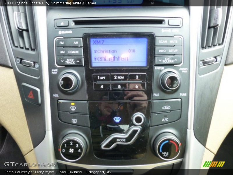 Shimmering White / Camel 2011 Hyundai Sonata GLS