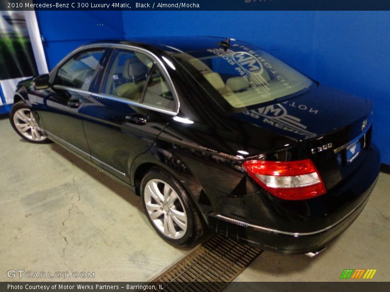 Black / Almond/Mocha 2010 Mercedes-Benz C 300 Luxury 4Matic