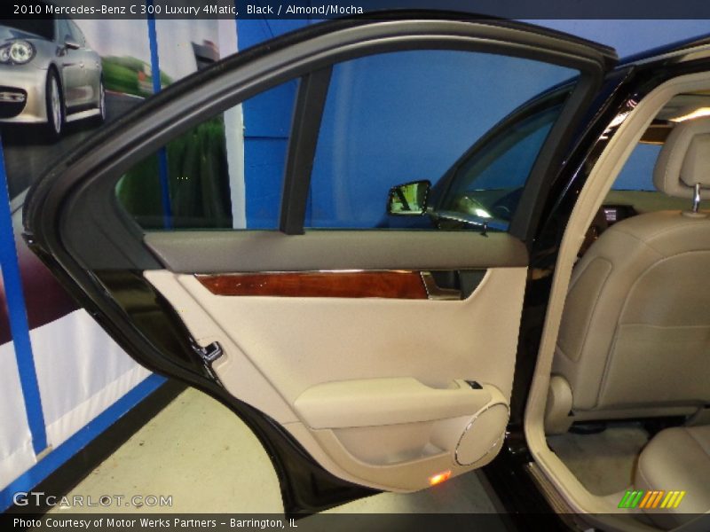 Black / Almond/Mocha 2010 Mercedes-Benz C 300 Luxury 4Matic