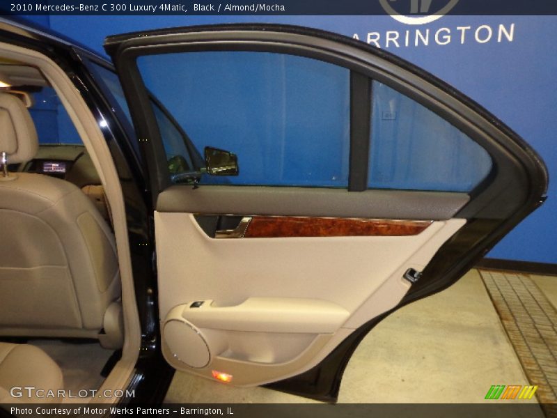 Black / Almond/Mocha 2010 Mercedes-Benz C 300 Luxury 4Matic