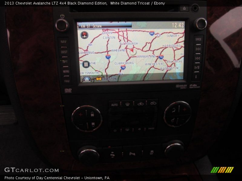 White Diamond Tricoat / Ebony 2013 Chevrolet Avalanche LTZ 4x4 Black Diamond Edition