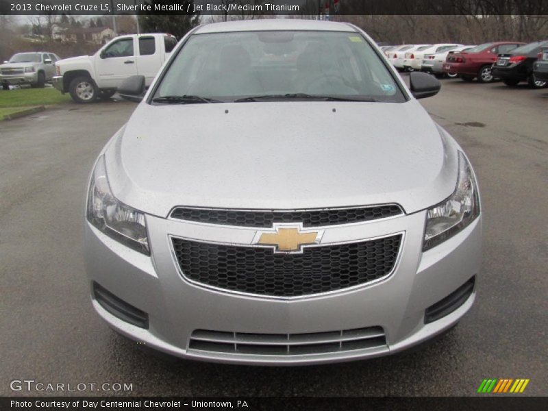 Silver Ice Metallic / Jet Black/Medium Titanium 2013 Chevrolet Cruze LS