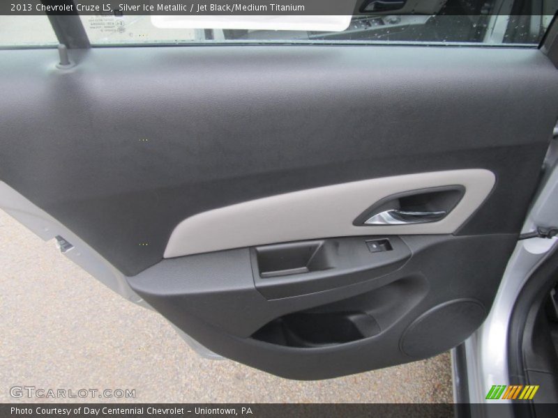 Silver Ice Metallic / Jet Black/Medium Titanium 2013 Chevrolet Cruze LS