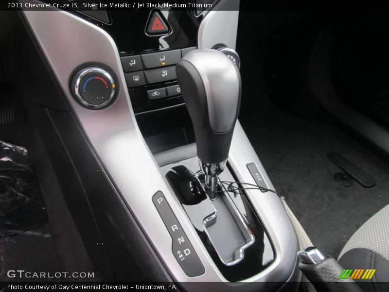 Silver Ice Metallic / Jet Black/Medium Titanium 2013 Chevrolet Cruze LS