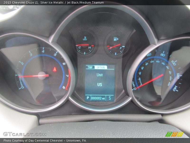 Silver Ice Metallic / Jet Black/Medium Titanium 2013 Chevrolet Cruze LS