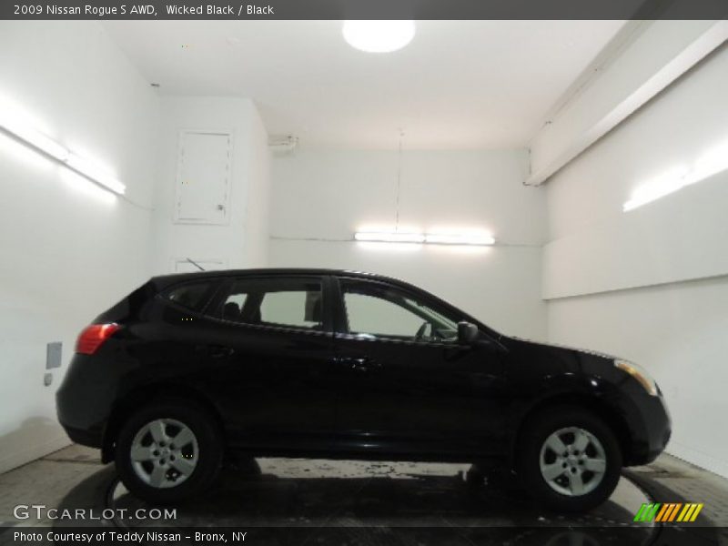 Wicked Black / Black 2009 Nissan Rogue S AWD
