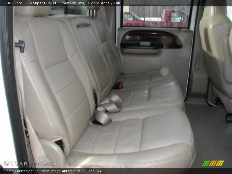 Oxford White / Tan 2007 Ford F350 Super Duty XLT Crew Cab 4x4