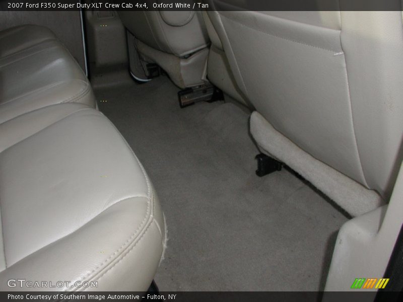 Oxford White / Tan 2007 Ford F350 Super Duty XLT Crew Cab 4x4