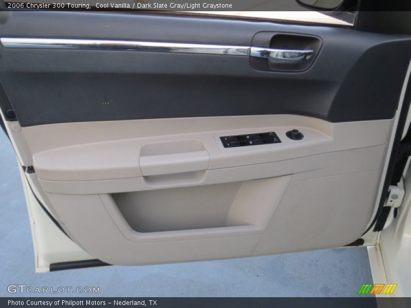 Cool Vanilla / Dark Slate Gray/Light Graystone 2006 Chrysler 300 Touring