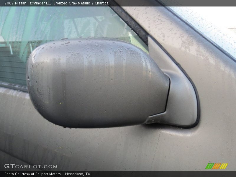 Bronzed Gray Metallic / Charcoal 2002 Nissan Pathfinder LE