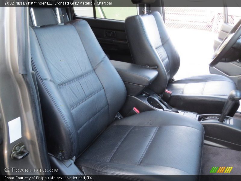 Bronzed Gray Metallic / Charcoal 2002 Nissan Pathfinder LE