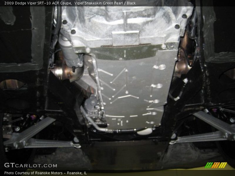 Undercarriage of 2009 Viper SRT-10 ACR Coupe