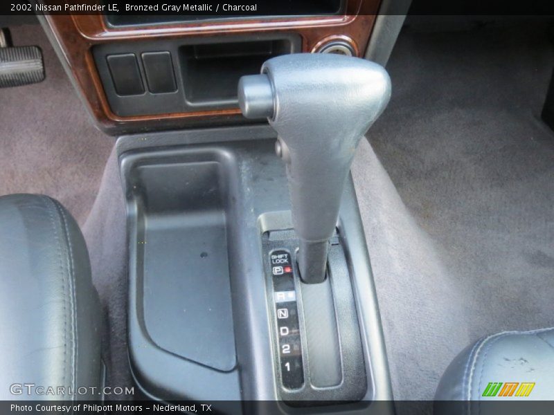 Bronzed Gray Metallic / Charcoal 2002 Nissan Pathfinder LE