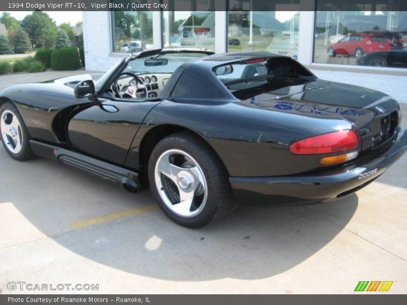 Viper Black / Quartz Grey 1994 Dodge Viper RT-10