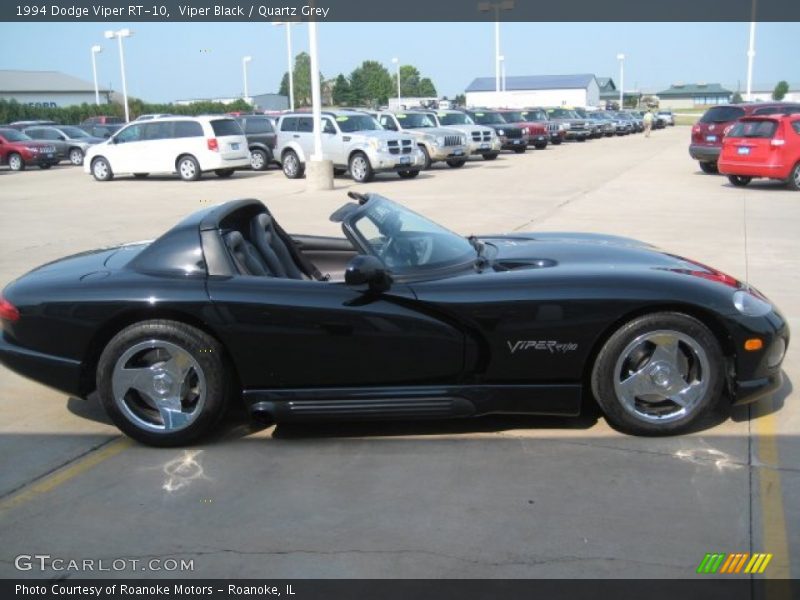 Viper Black / Quartz Grey 1994 Dodge Viper RT-10