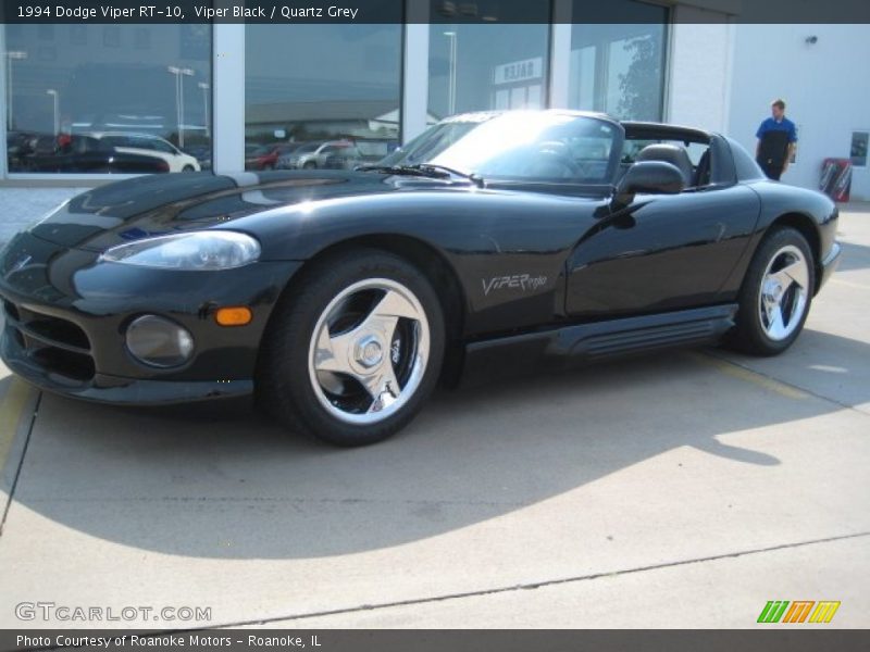 Viper Black / Quartz Grey 1994 Dodge Viper RT-10
