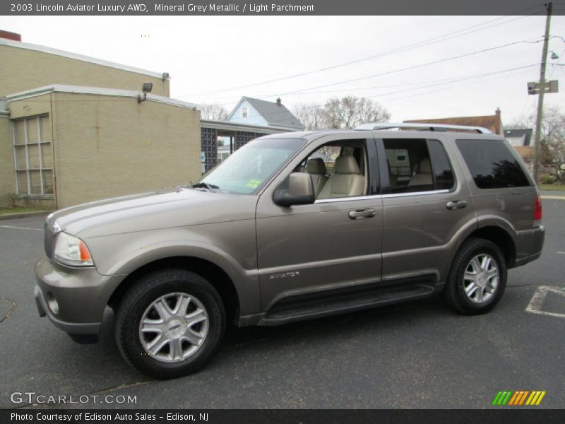 Mineral Grey Metallic / Light Parchment 2003 Lincoln Aviator Luxury AWD