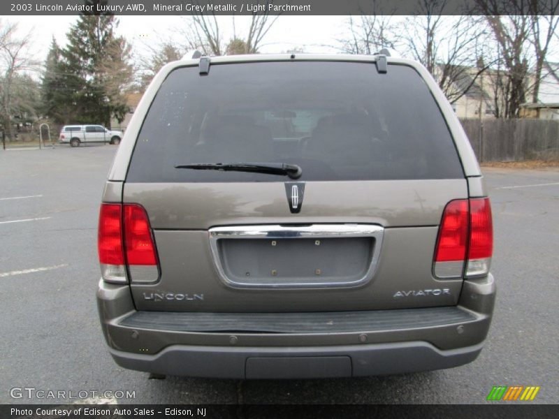 Mineral Grey Metallic / Light Parchment 2003 Lincoln Aviator Luxury AWD
