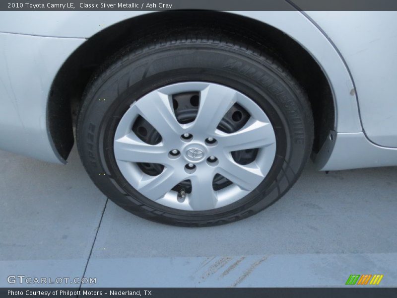 Classic Silver Metallic / Ash Gray 2010 Toyota Camry LE