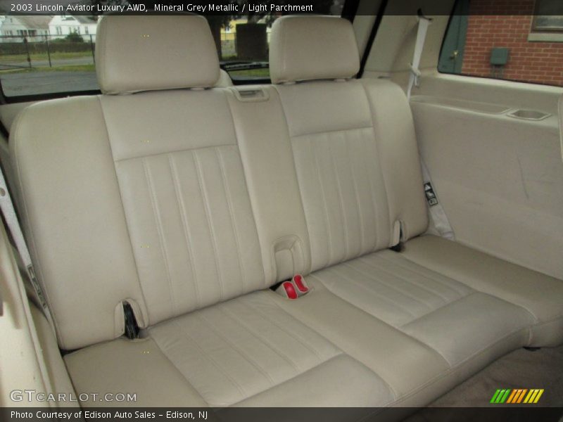 Mineral Grey Metallic / Light Parchment 2003 Lincoln Aviator Luxury AWD