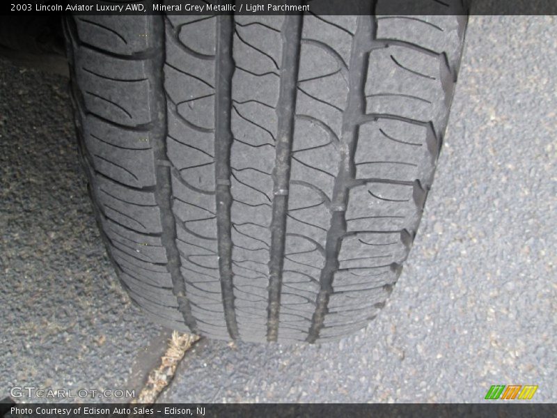 Mineral Grey Metallic / Light Parchment 2003 Lincoln Aviator Luxury AWD