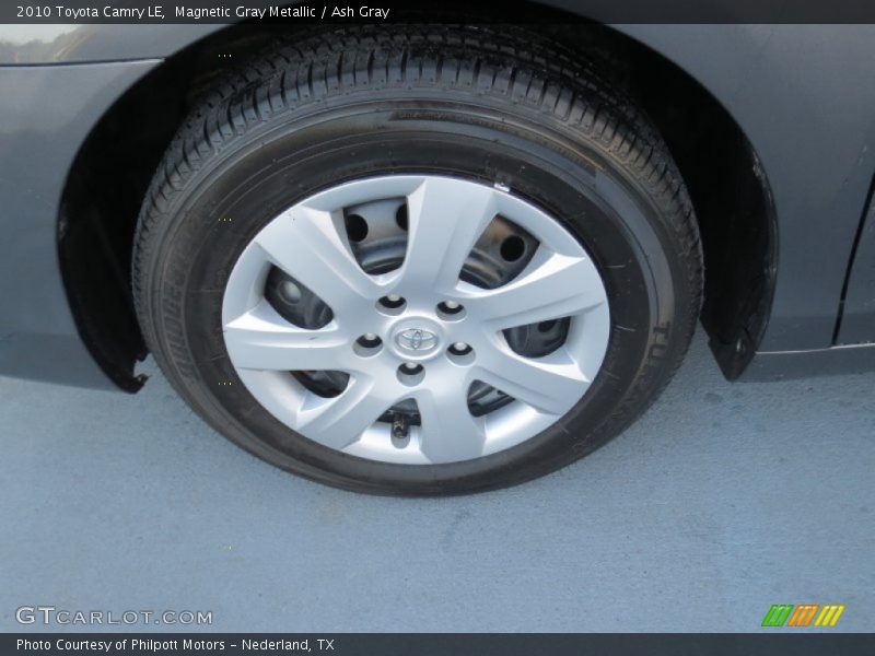 Magnetic Gray Metallic / Ash Gray 2010 Toyota Camry LE