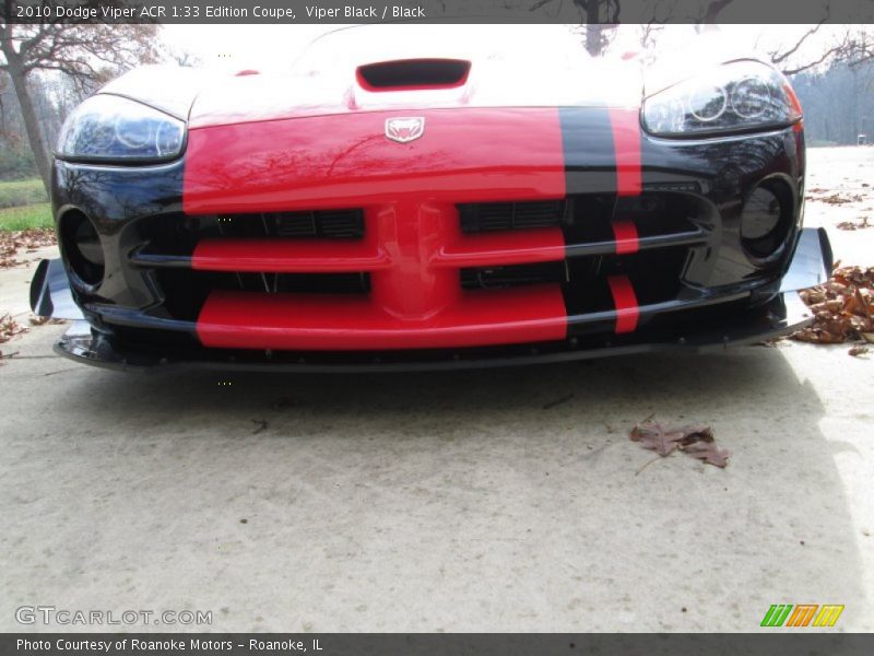 Viper Black / Black 2010 Dodge Viper ACR 1:33 Edition Coupe