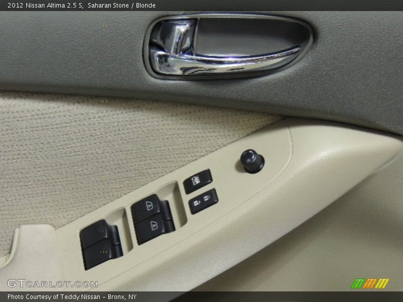 Saharan Stone / Blonde 2012 Nissan Altima 2.5 S