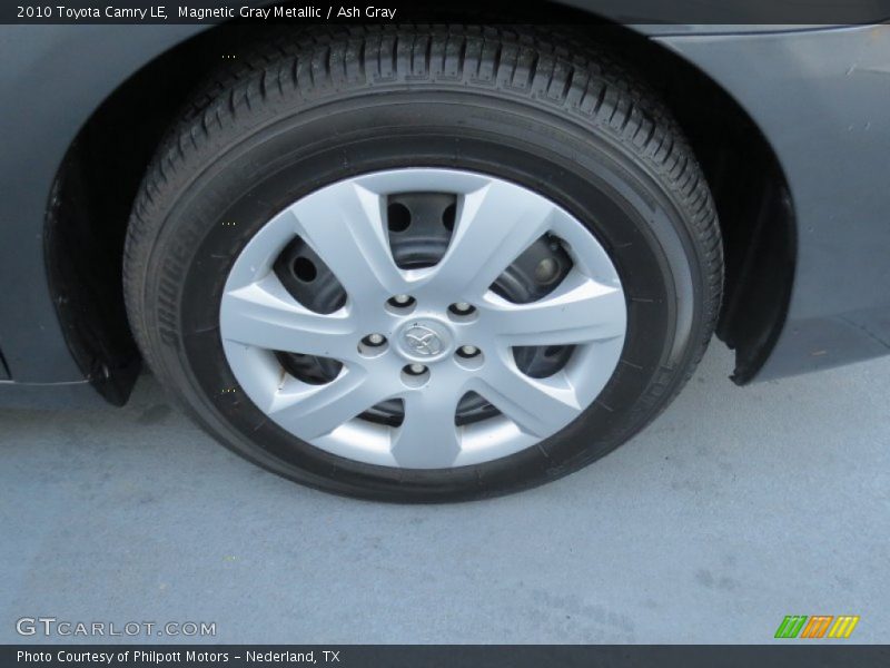 Magnetic Gray Metallic / Ash Gray 2010 Toyota Camry LE