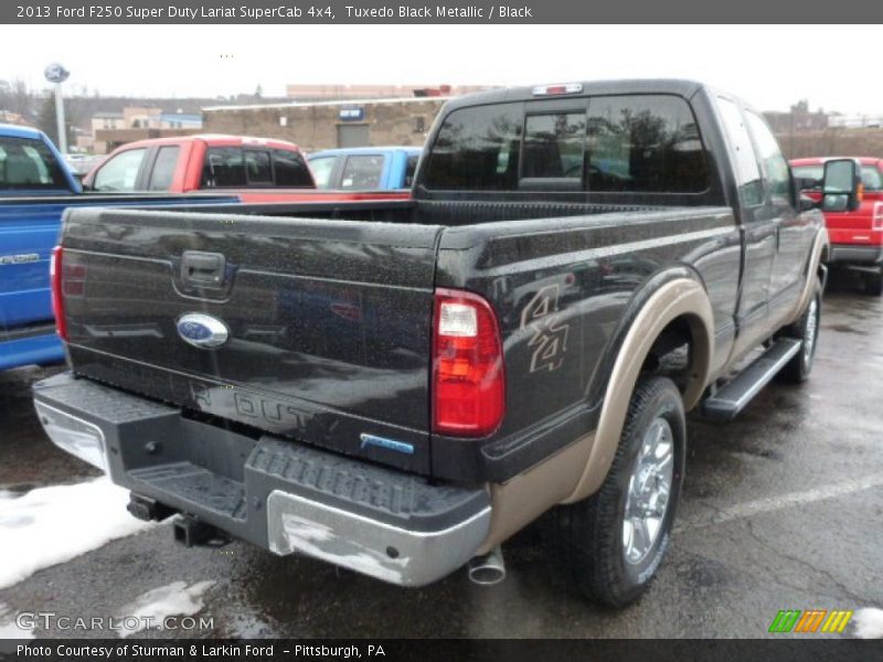 Tuxedo Black Metallic / Black 2013 Ford F250 Super Duty Lariat SuperCab 4x4