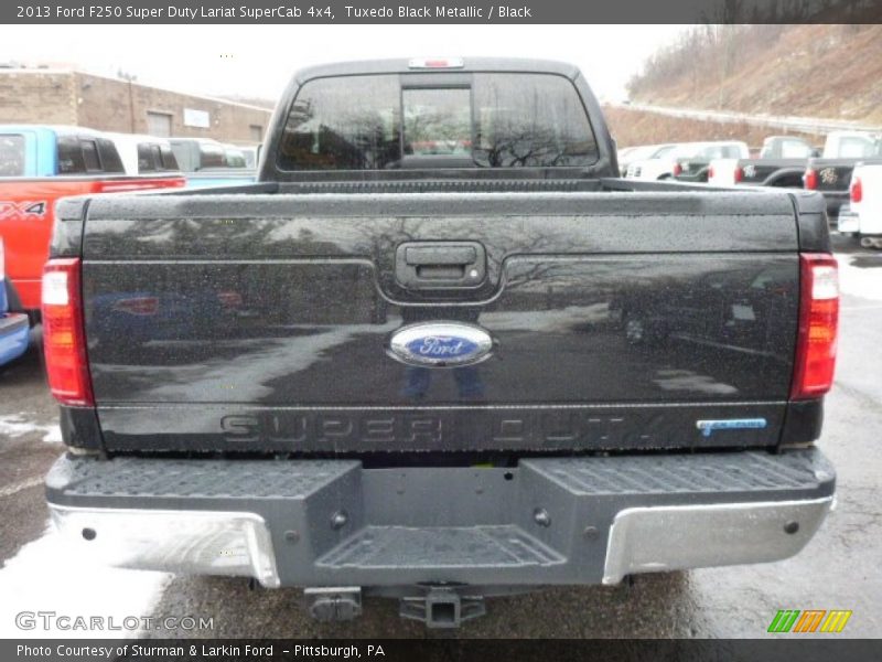 Tuxedo Black Metallic / Black 2013 Ford F250 Super Duty Lariat SuperCab 4x4