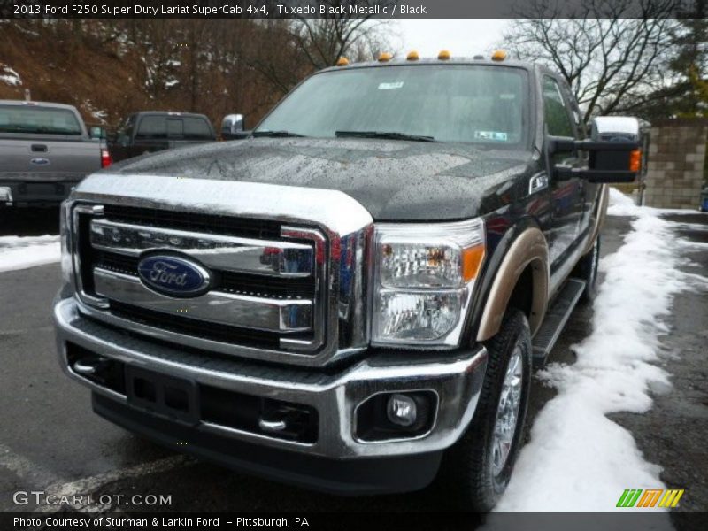 Tuxedo Black Metallic / Black 2013 Ford F250 Super Duty Lariat SuperCab 4x4