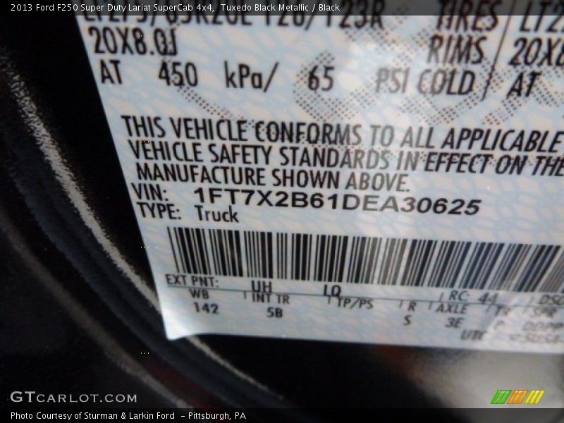 Tuxedo Black Metallic / Black 2013 Ford F250 Super Duty Lariat SuperCab 4x4