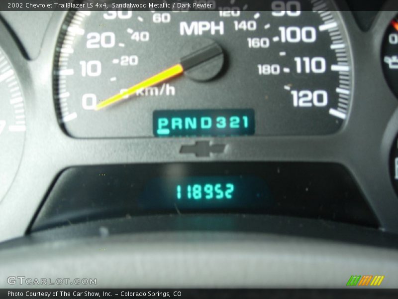 Sandalwood Metallic / Dark Pewter 2002 Chevrolet TrailBlazer LS 4x4