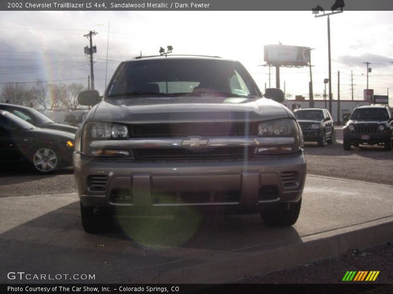 Sandalwood Metallic / Dark Pewter 2002 Chevrolet TrailBlazer LS 4x4