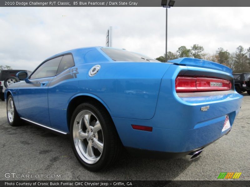 B5 Blue Pearlcoat / Dark Slate Gray 2010 Dodge Challenger R/T Classic