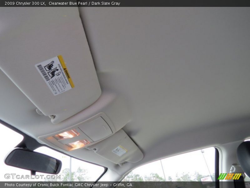Clearwater Blue Pearl / Dark Slate Gray 2009 Chrysler 300 LX