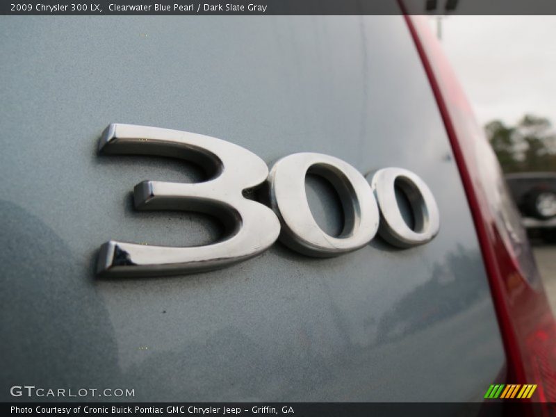 Clearwater Blue Pearl / Dark Slate Gray 2009 Chrysler 300 LX