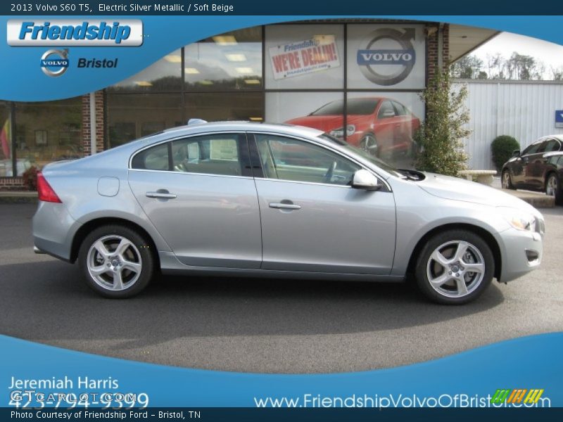 Electric Silver Metallic / Soft Beige 2013 Volvo S60 T5