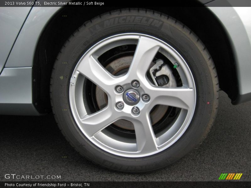 Electric Silver Metallic / Soft Beige 2013 Volvo S60 T5