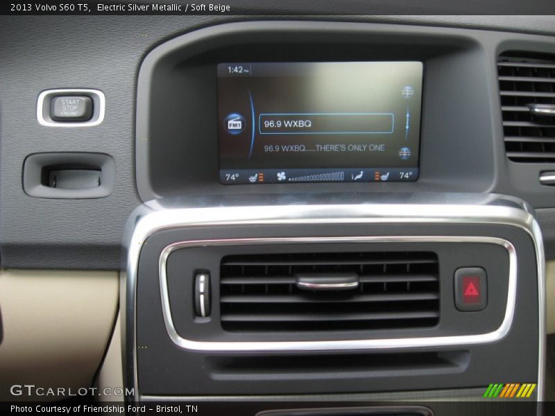 Electric Silver Metallic / Soft Beige 2013 Volvo S60 T5